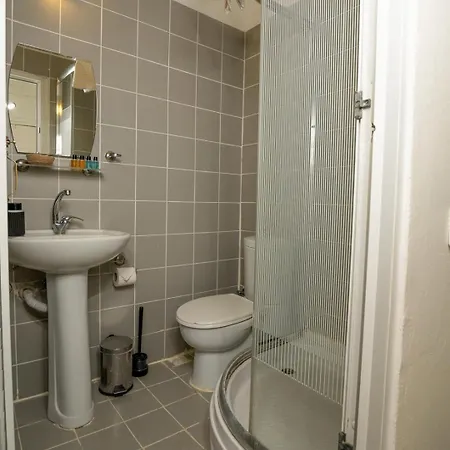 Munch House * Çeşme